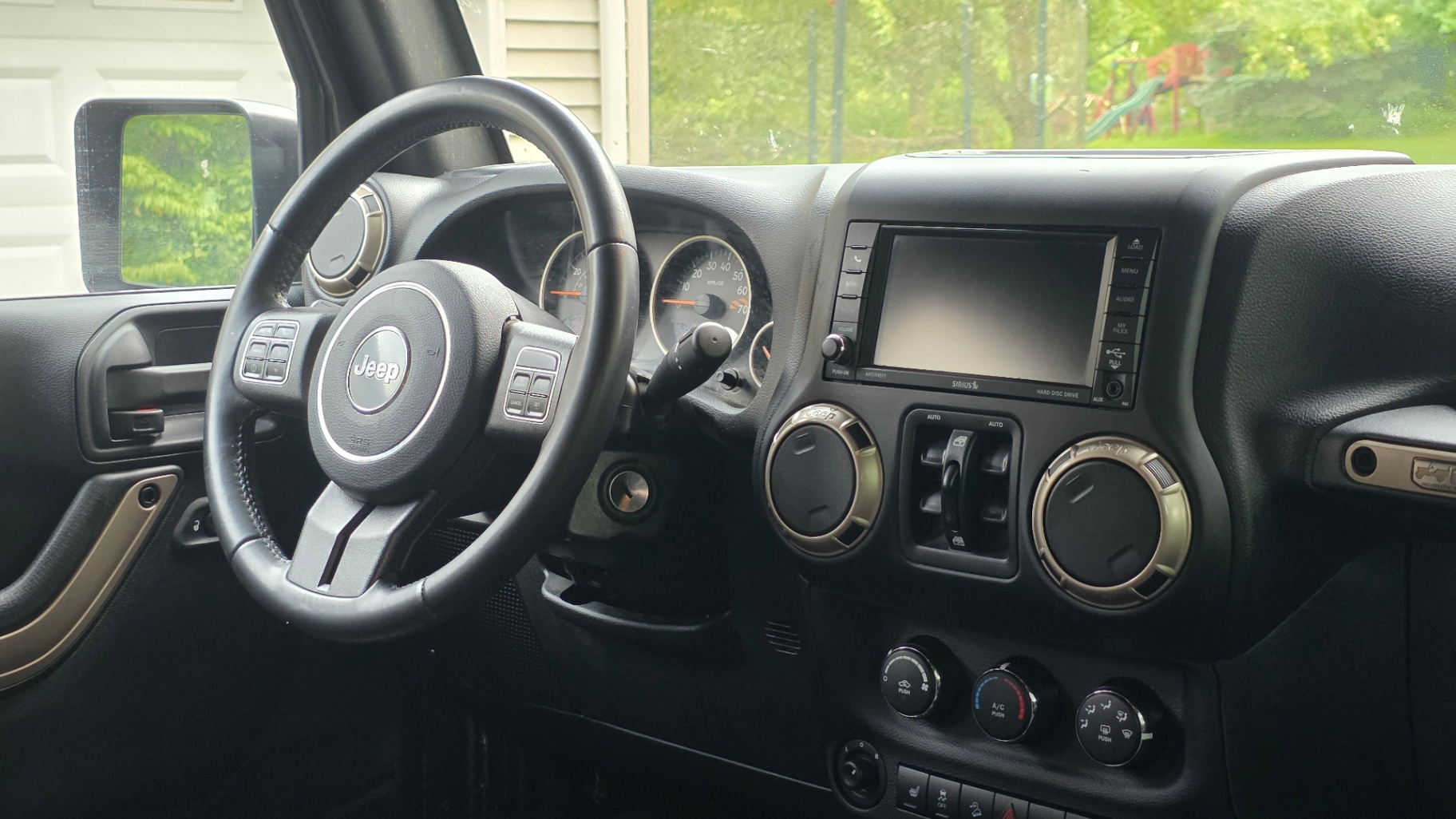 Jeep dashboard, gauges and radio cleaned